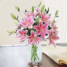Beautiful Fragrant Lilies Hand Picked & Delivered! 