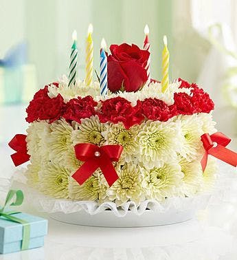 Vanilla Bean Cake with Real Strawberry Buttercream Icing: Happy Birthday  Mairead! - Three Happy Folk