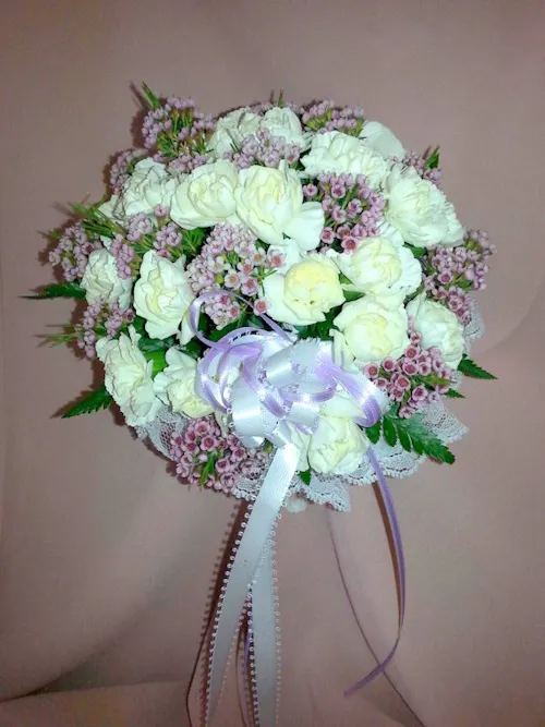 Mini Carnation Nosegay River Dell FlowersOradell FloristFlower Delivery